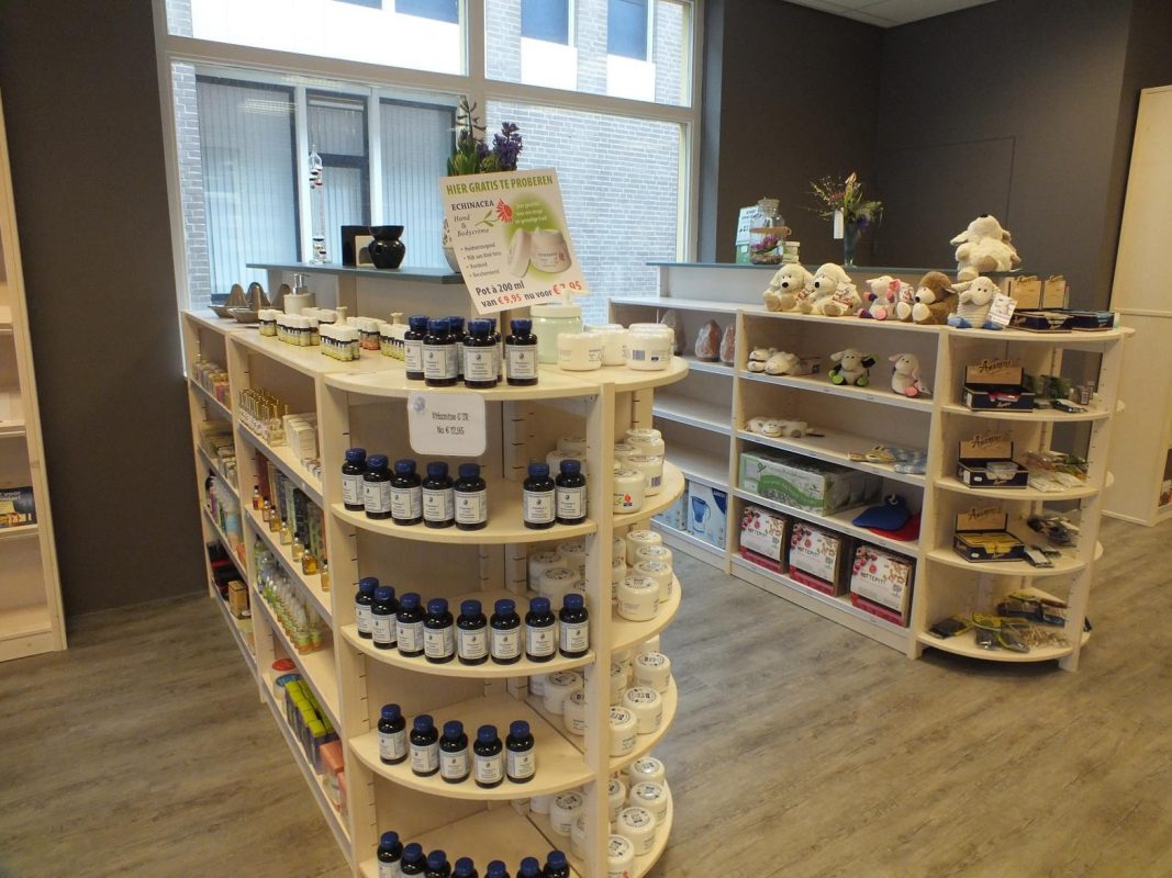 natuurlijk-de-klaproos-dscf1267 houten winkelstellingen natuurlijk de klaproos